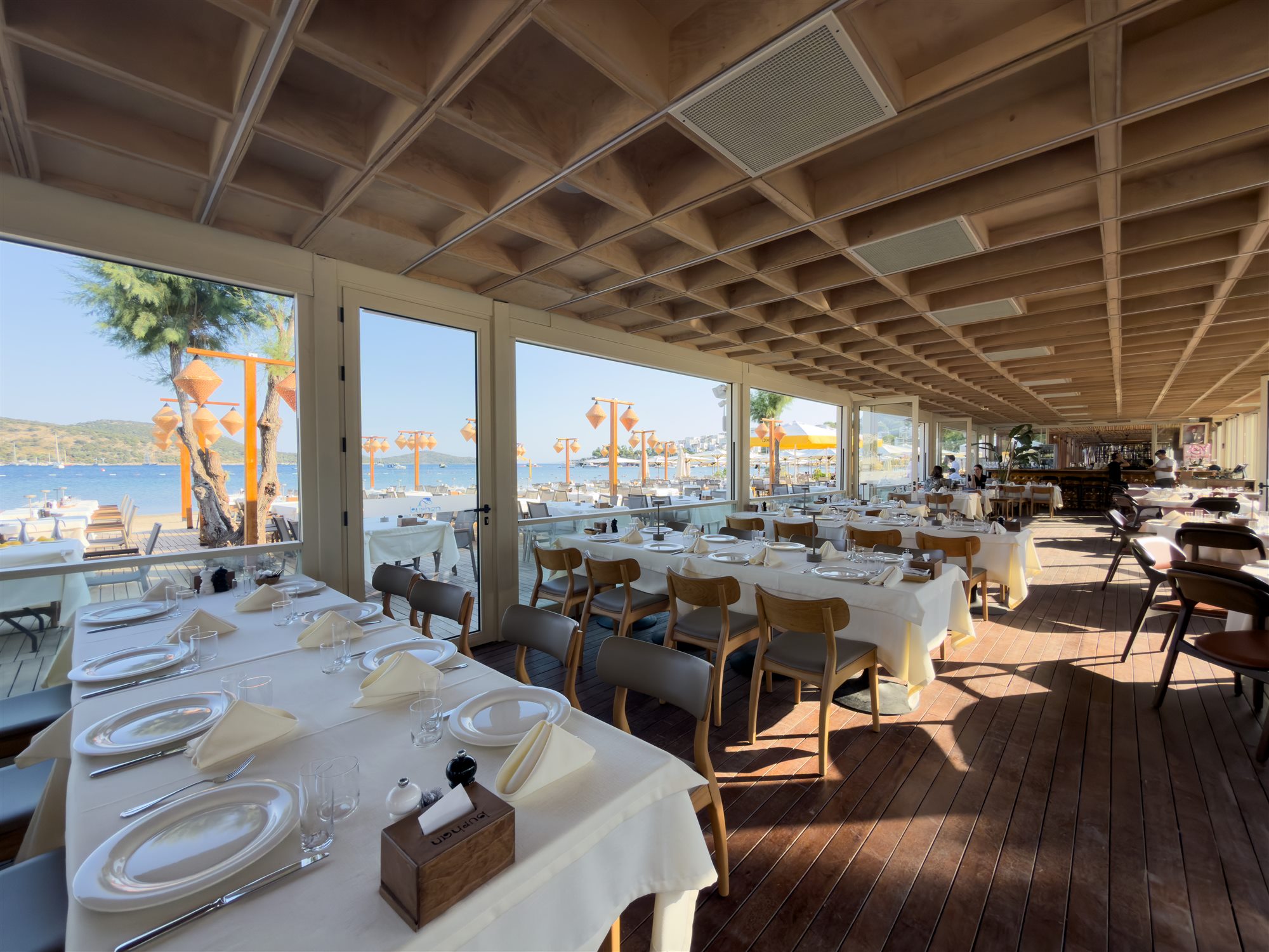 Burhan Bodrum salon atmosferi