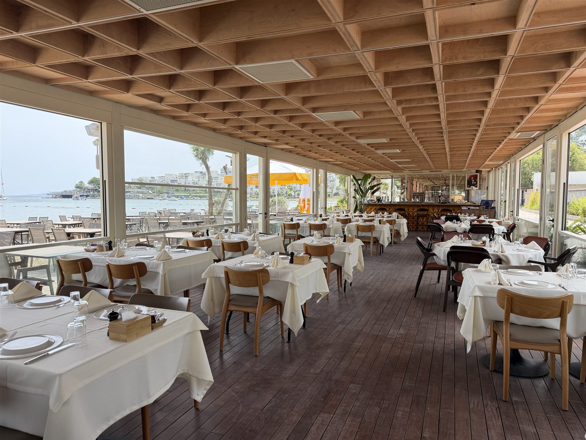 Burhan Bodrum ferah salon düzeni